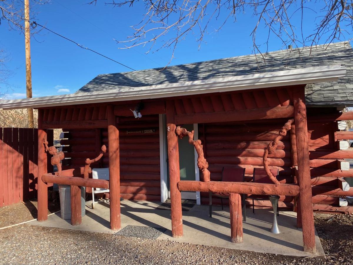 Roundtop Mountain Vista - Cabins And Motel Thermopolis Dış mekan fotoğraf